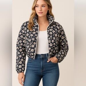 Akaiv Cropped Floral Puffer Jacket Size Large Navy Blue Cream Pockets Full Zip